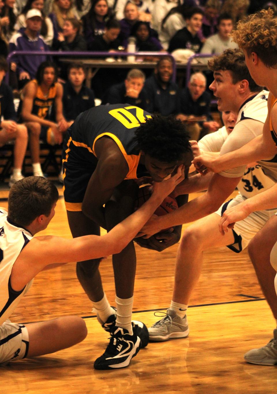 Moeller and Elder are battling for position in the top 10 of the Division I AP poll. Moeller won 44-28 Feb. 2.