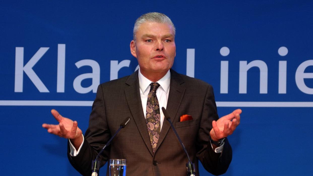 Holger Stahlknecht, neuer CDU-Landesvorsitzender in Sachsen-Anhalt, sprach von einer «gelben Karte für die Bundesregierung». Foto: Peter Förster