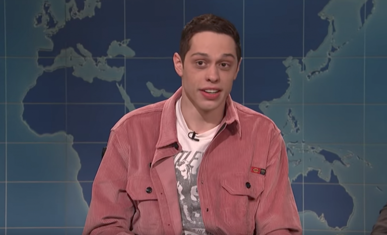 SNL's Pete Davidson addresses worrying Instagram post with a joke on 'Weekend Update'