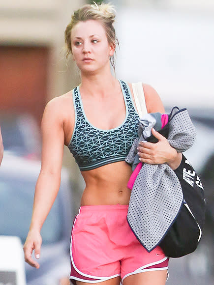 We Tried It: The Hot Yoga Class that Helps Kaley Cuoco Sculpt Her  Incredible Abs