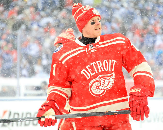 3,035 2014 Nhl Winter Classic Stock Photos, High-Res Pictures, and