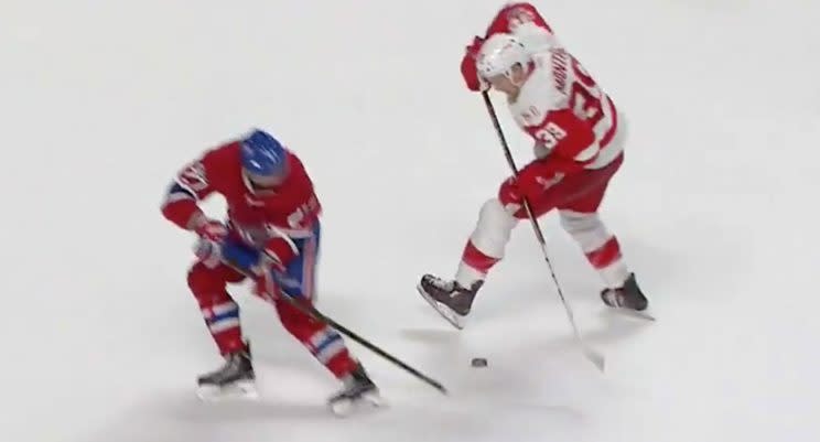 Anthony Mantha toe drags Alex Galchenyuk. (screengrab via Sportsnet)