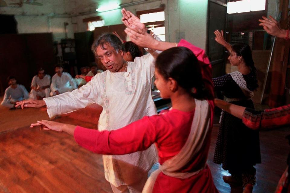 Birju Maharaj (Copyright 2022 The Associated Press. All rights reserved.)