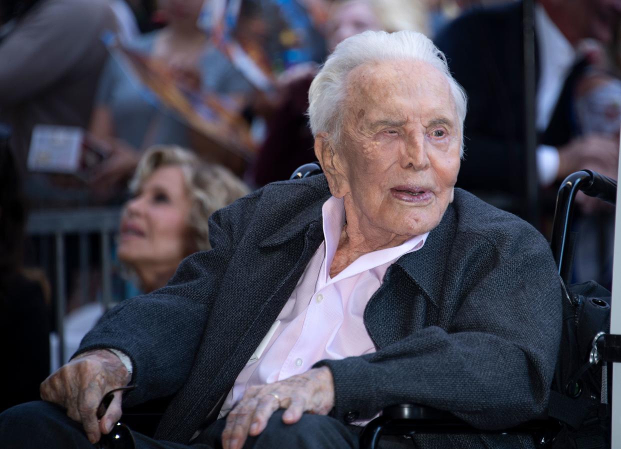 Actor Kirk Douglas attends the ceremony honoring his son actor Michael Douglas with a Star on Hollywood Walk of Fame, in Hollywood, California on November 6, 2018. (Photo by VALERIE MACON / AFP)        (Photo credit should read VALERIE MACON/AFP via Getty Images)