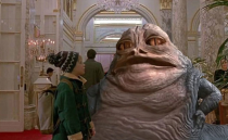 Sostituito dal personaggio della saga "Guerre stellari", Jabba The Hutt (Twitter)