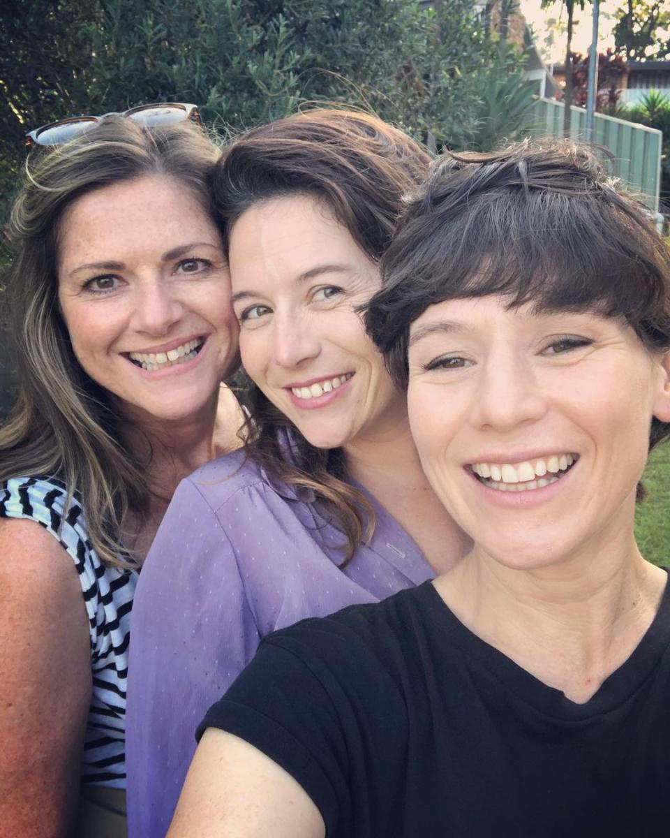 Elana Stone and Yael Stone with Home Delivery host Julia Zemiro