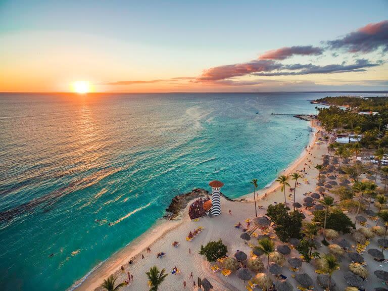 Playa Bávaro, una de las más reconocidas en República Dominicana y que ostenta el lugar 99 en el ranking de Beach Atlas