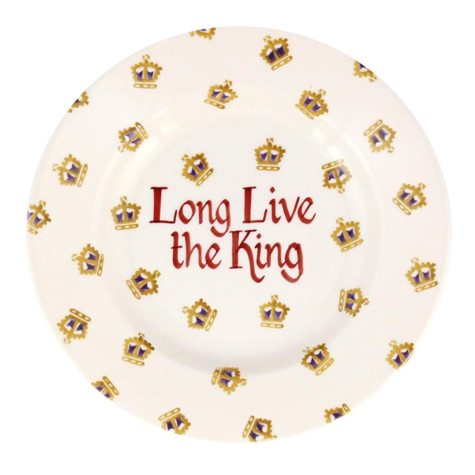 <p><a href="https://us.emmabridgewater.com/products/personalised-crowns-8-1-2-inch-plate" rel="nofollow noopener" target="_blank" data-ylk="slk:Shop Now;elm:context_link;itc:0;sec:content-canvas" class="link ">Shop Now</a></p><p>Personalizable Crowns Plate</p><p>$37.00</p><p>emmabridgewater.com</p>