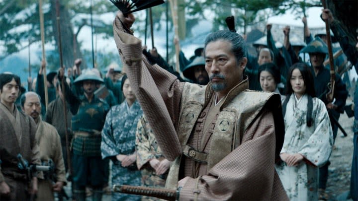 A man leads his troops in Shogun.