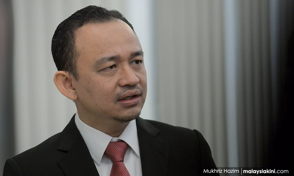 Maszlee: Asyraf needs to apologise or I'll sue for slander