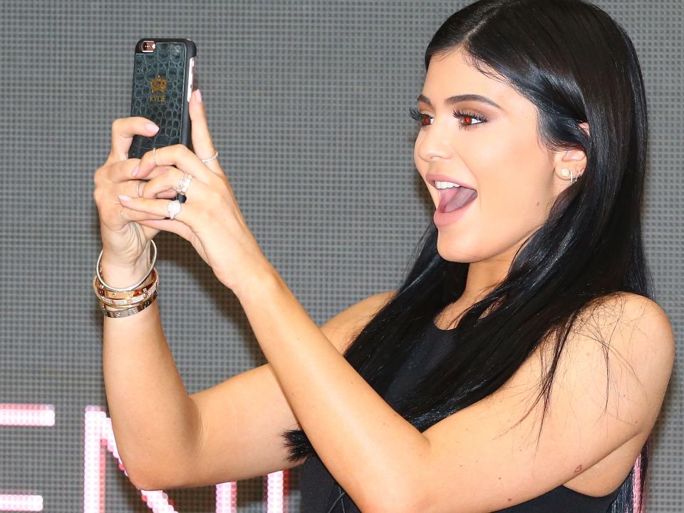 Kylie Jenner phone selfie