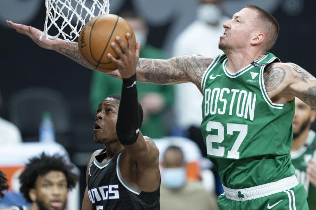 Saying goodbye to Daniel Theis following his trade to the Chicago