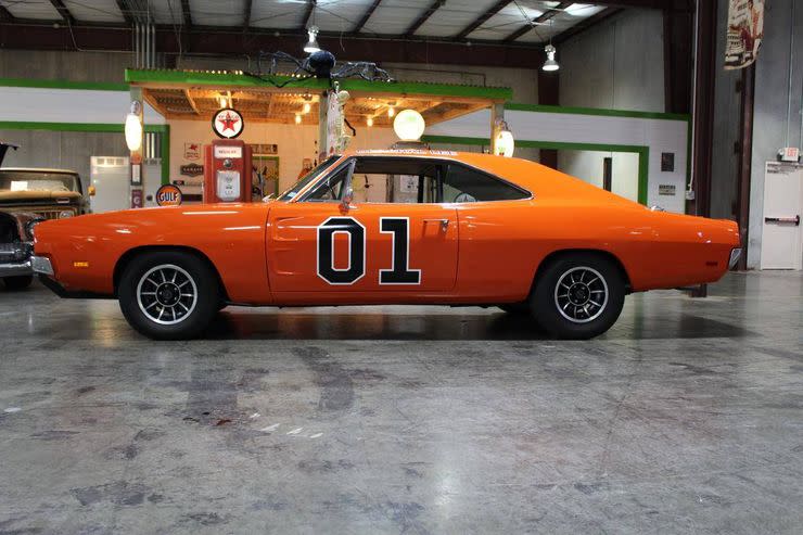 <img src="movie-tv-general-lee-charger.jpg" alt="The 1969 Dodge Charger General Lee from the Dukes of Hazzard">