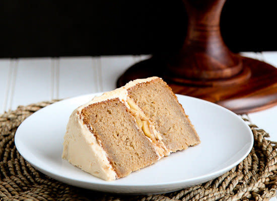 <strong>Get the <a href="http://www.snixykitchen.com/2012/07/02/apple-pie-cake-with-caramel-buttercream-a-giveaway/">Apple Pie Cake recipe</a> from Snixy Kitchen</strong>