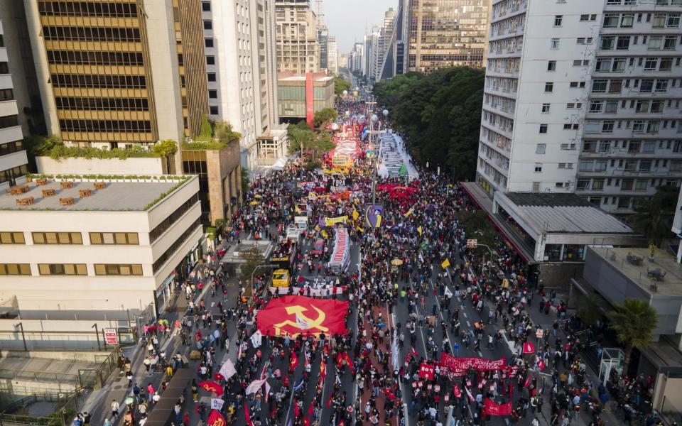 Thousands demonstrate against President Jair Bolsonair's handling of the pandemicA - Anadolu