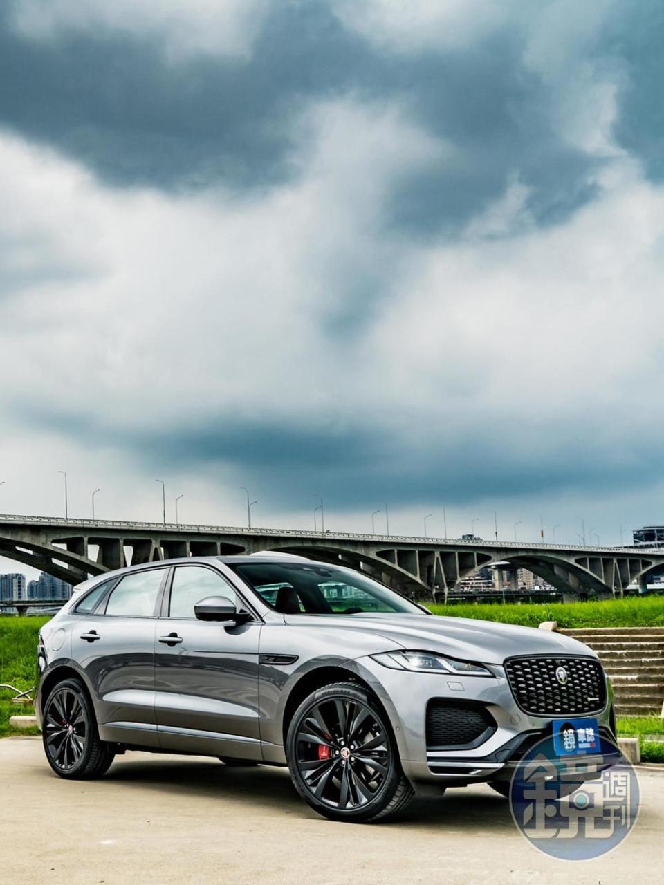 JAGUAR F-Pace P250 R-Dynamic S