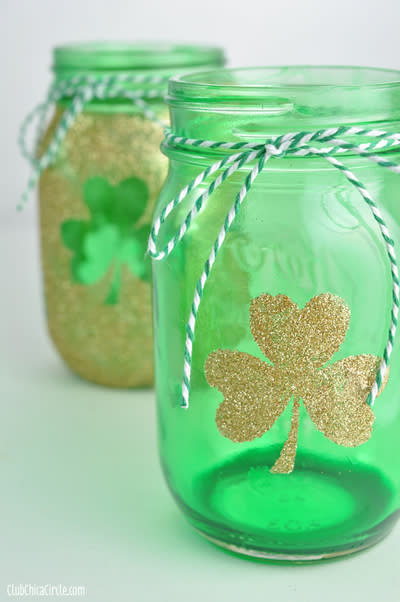 St. Patrick's Day Party Ideas: Lucky mason jar luminaries