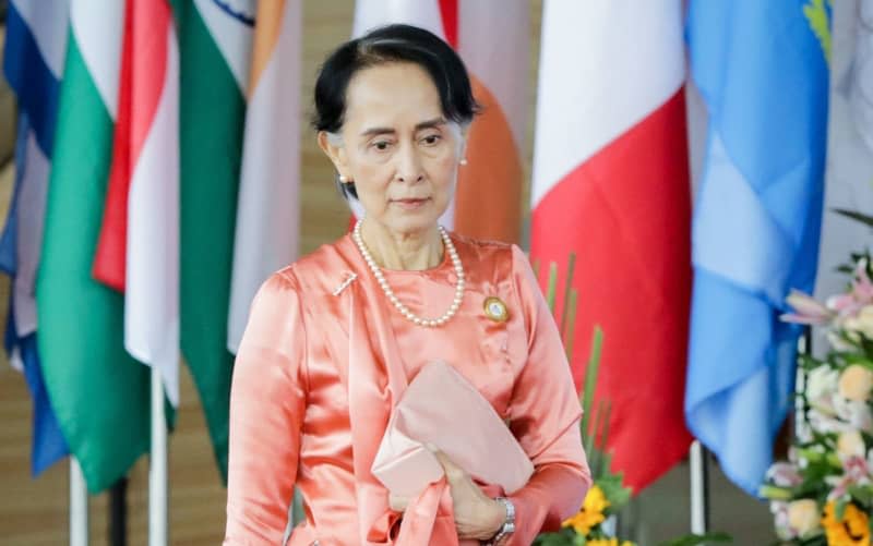 Then State Counsellor of Myanmar Aung San Suu Kyi arrives for the 13th Asia-Europe Meeting. Kay Nietfeld/dpa