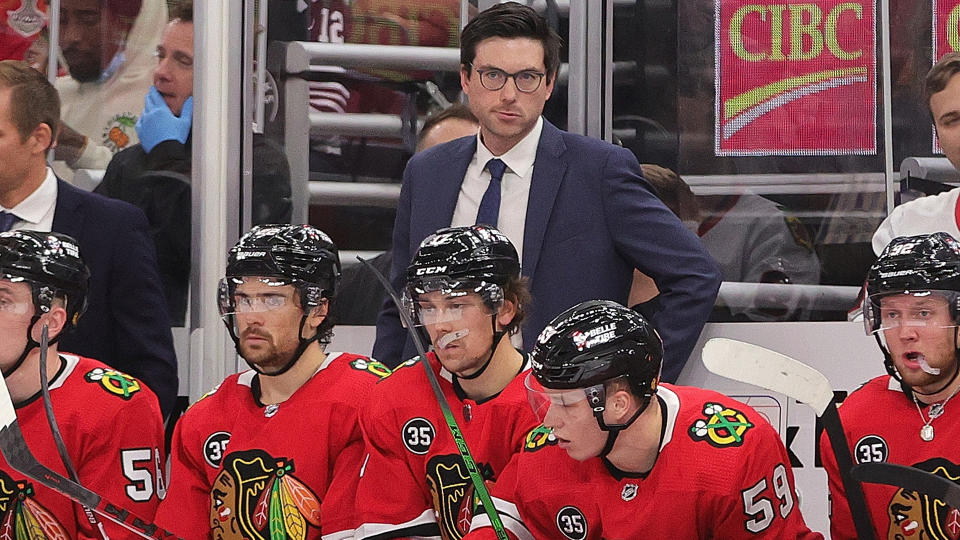 CHICAGO, ILLINOIS - OCTOBER 01: Head coach Jeremy Colliton of the Chicago Blackhawks watches as his team takes on the St. Louis Blues during a preseason game at the United Center on October 01, 2021 in Chicago, Illinois. (Photo by Jonathan Daniel/Getty Images)