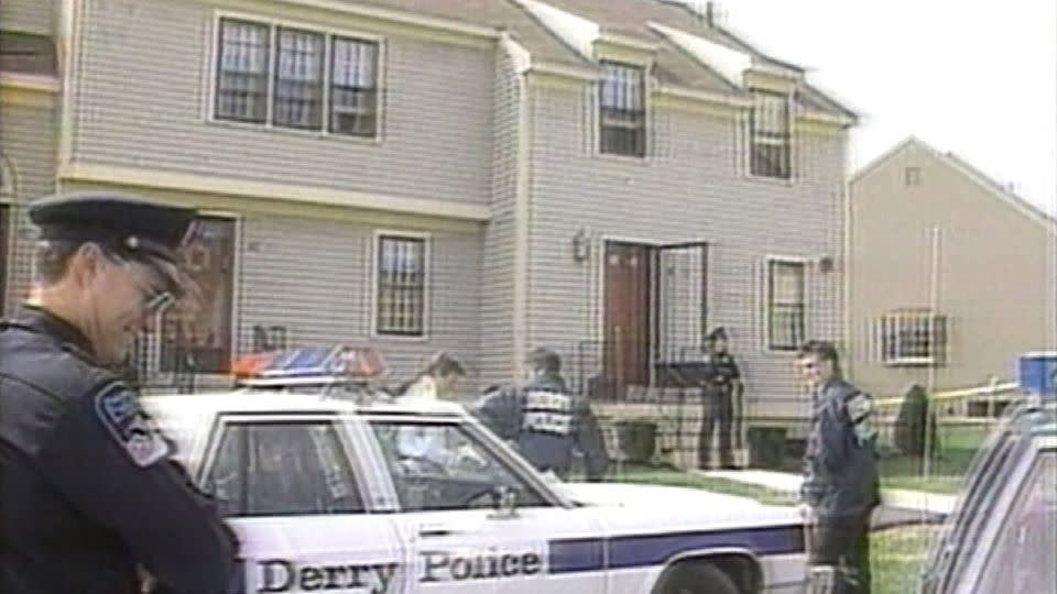 Police are seen outside of Pamela Smart's home in March 1991. - WMUR