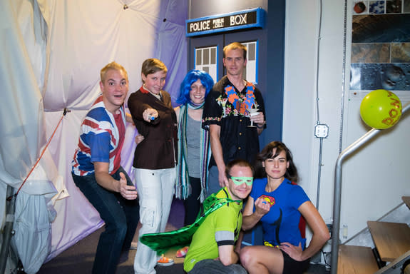 The HI-SEAS crew poses with the TARDIS. The crew includes: Martha Lenio (Commander), Jocelyn Dunn (Chief Scientist), Sophie Milam (Executive Officer), Allen Mirkadyrov (Crew Engineer), Neil Scheibelhut (Medical Officer), and Zak Wilson (Chief E