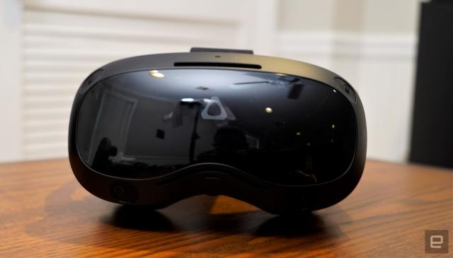 Top VR headset buyer's guide–HTC Vive Focus 3, Oculus Quest 2, & more