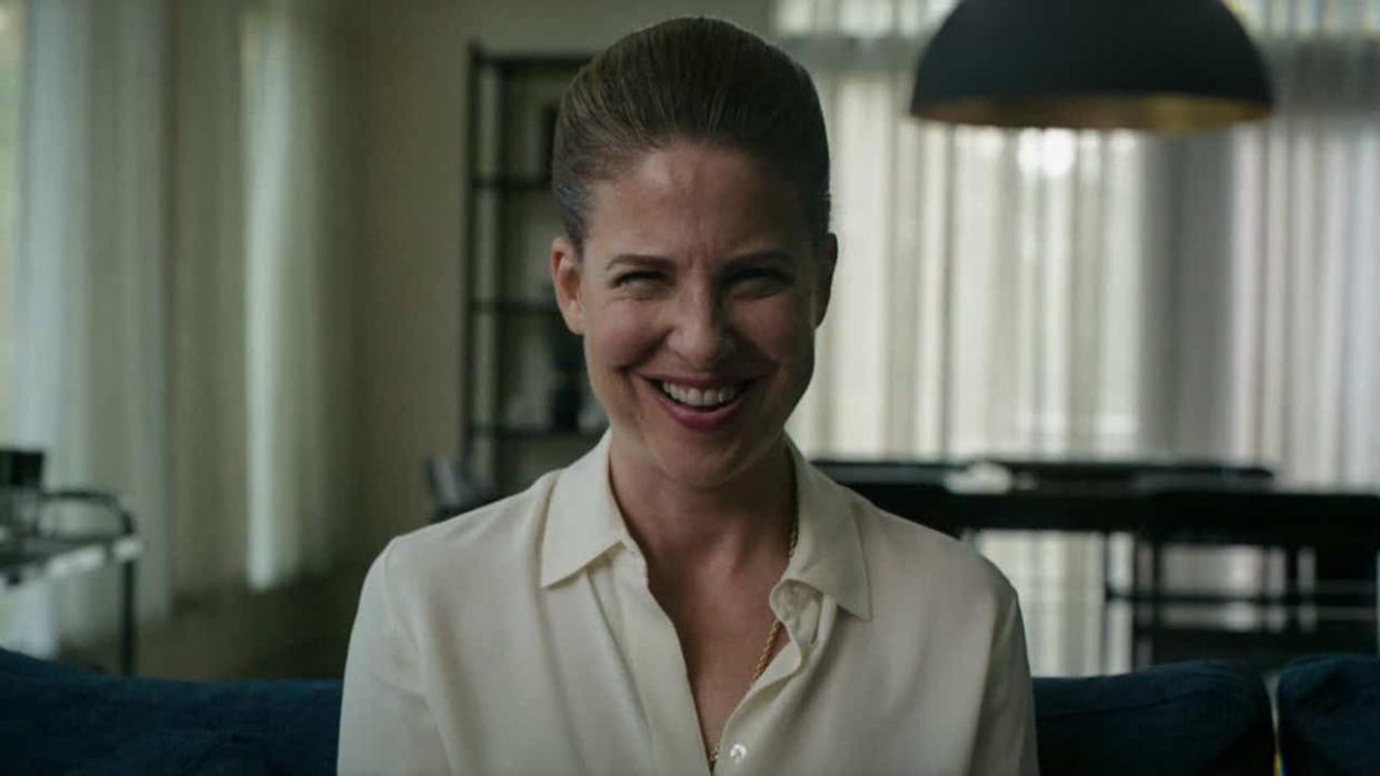  Robin Weigert as Dr. Madeline Northcott doing creepy smile in Smile 2022 movie. 