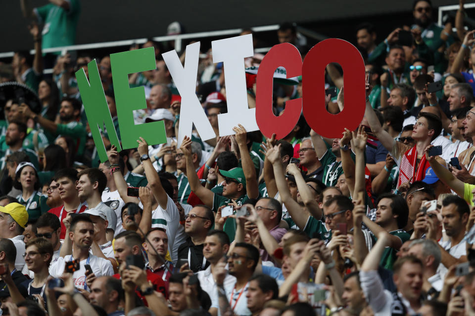 Fanáticos mexicanos en el encuentro entre Alemania y México. / Foto: AP