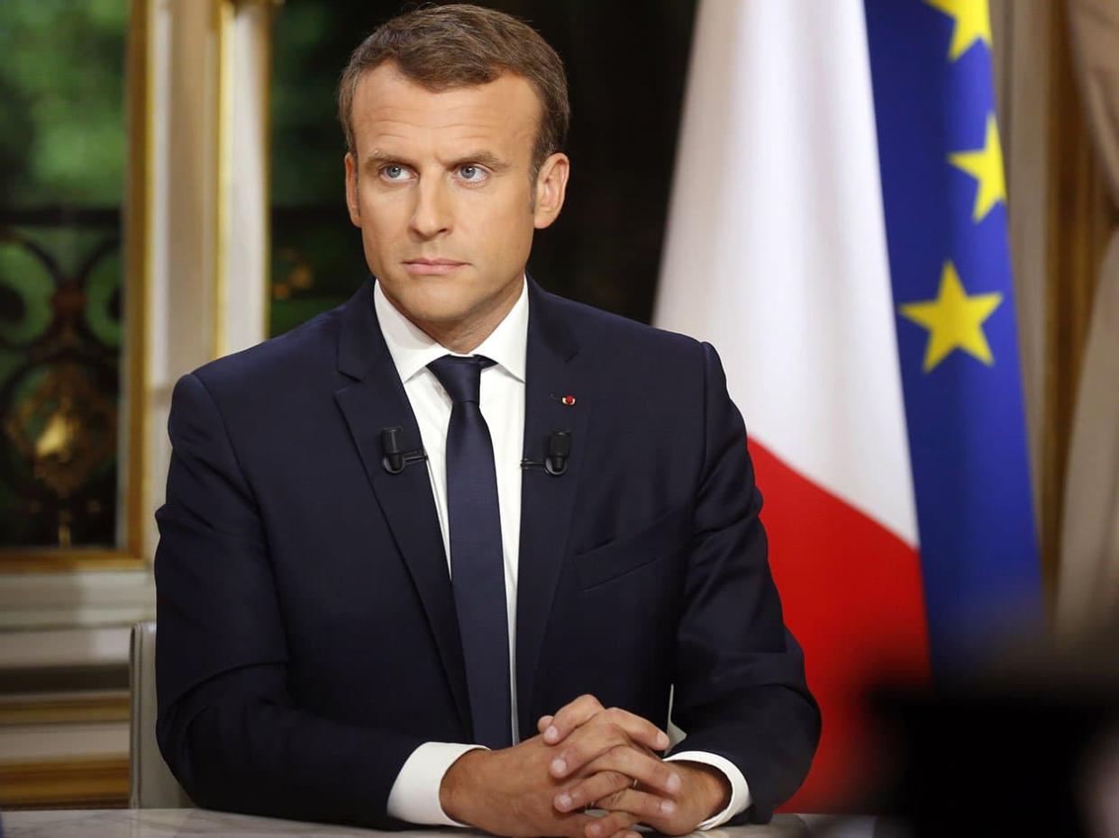 Emmanuel Macron lors de son interview télévisée, dimanche 15 octobre sur TF1. - Philippe Wojazer -  AFP
