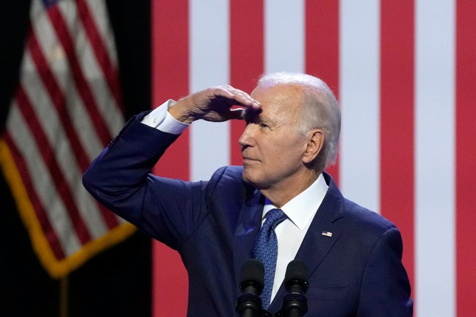 Biden says there’s ‘not much time’ to keep aid flowing to Ukraine and Congress must ‘stop the games’ (AP)