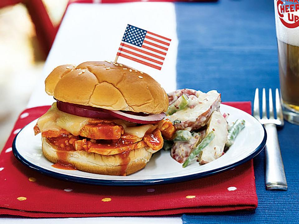 Honey-Chipotle Barbecue Chicken Sandwiches