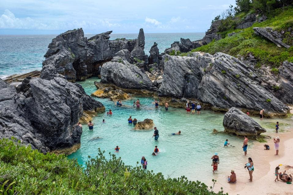 Piscina Natural Bermudas