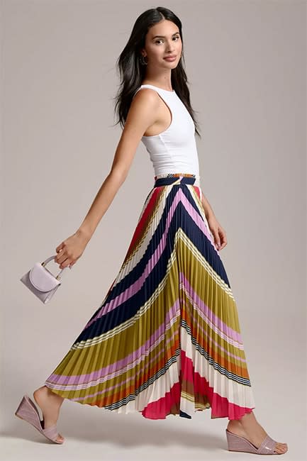 Pleated skirt