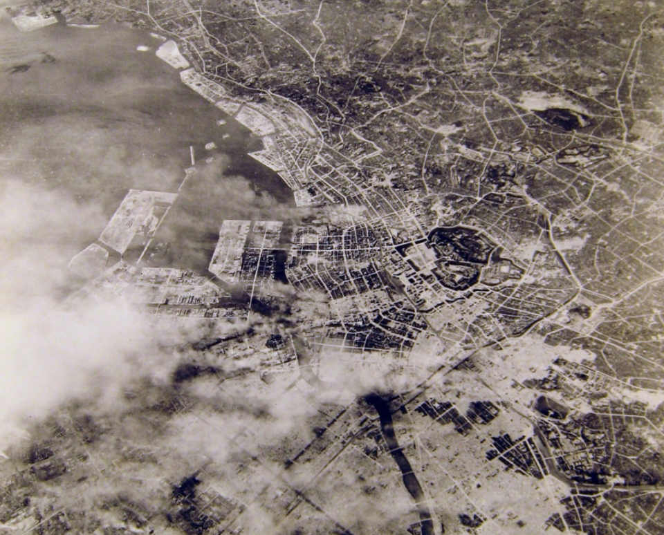 A USAAF reconnaissance photograph of Tokyo taken on 10 March 1945