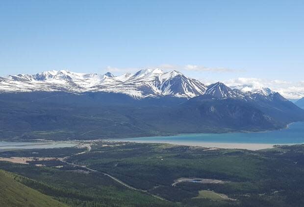 A view of Carcross, Yukon. The territory's coroner says 64-year-old Dan Kemble of Carcross died last week while hiking in the area. (Paul Tukker/CBC - image credit)