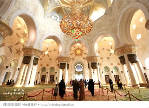 【阿布達比旅遊】謝赫扎耶德大清真寺(Sheikh Zayed Grand Mosque)～超美！世界造價最高的清真寺