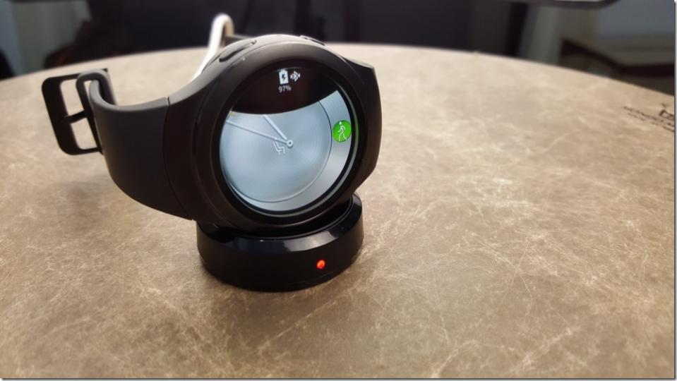 圓形錶面 Samsung Gear S2 動手玩 配戴更舒適 操作更人性