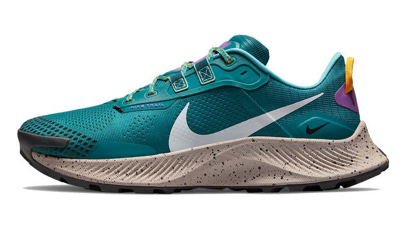 40) Nike Pegasus 3 Mesh Trail