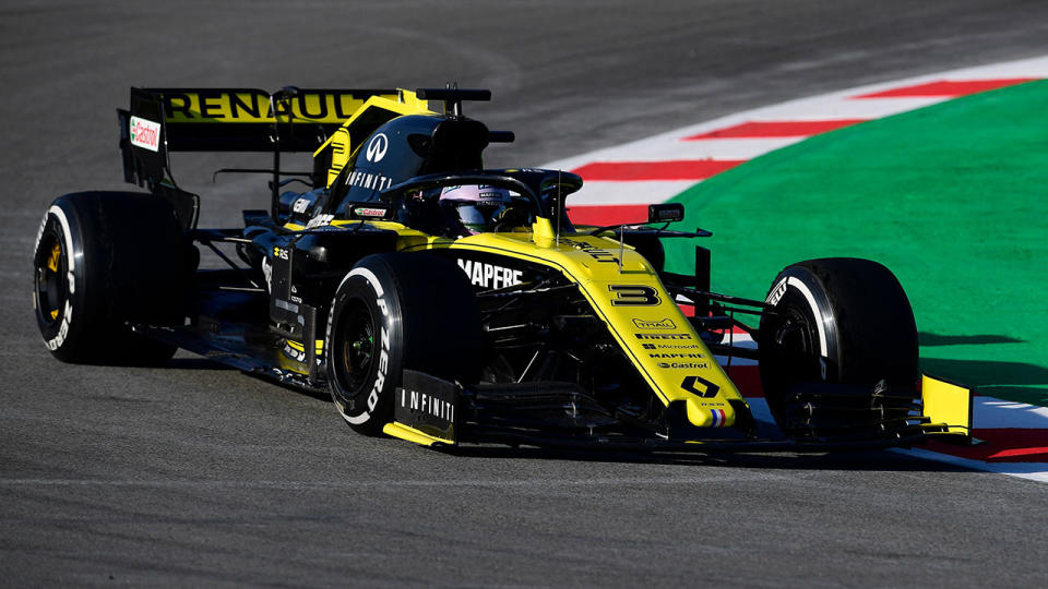 Daniel Ricciardo takes part in the tests for the new Formula One Grand Prix season. (Photo by LLUIS GENE/AFP/Getty Images)