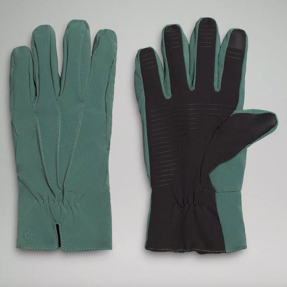 <p><a href="https://go.redirectingat.com?id=74968X1596630&url=https%3A%2F%2Fshop.lululemon.com%2Fp%2Fgloves-mittens%2FCity-Keeper-Gloves-MD%2F_%2Fprod10390272&sref=https%3A%2F%2Fwww.esquire.com%2Flifestyle%2Fg45906299%2Fblack-friday-deals-under-50-2023%2F" rel="nofollow noopener" target="_blank" data-ylk="slk:Shop Now;elm:context_link;itc:0;sec:content-canvas" class="link ">Shop Now</a></p><p>City Keeper Tech Gloves</p><p>lululemon.com</p><p>$39.00</p><span class="copyright">Lululemon</span>