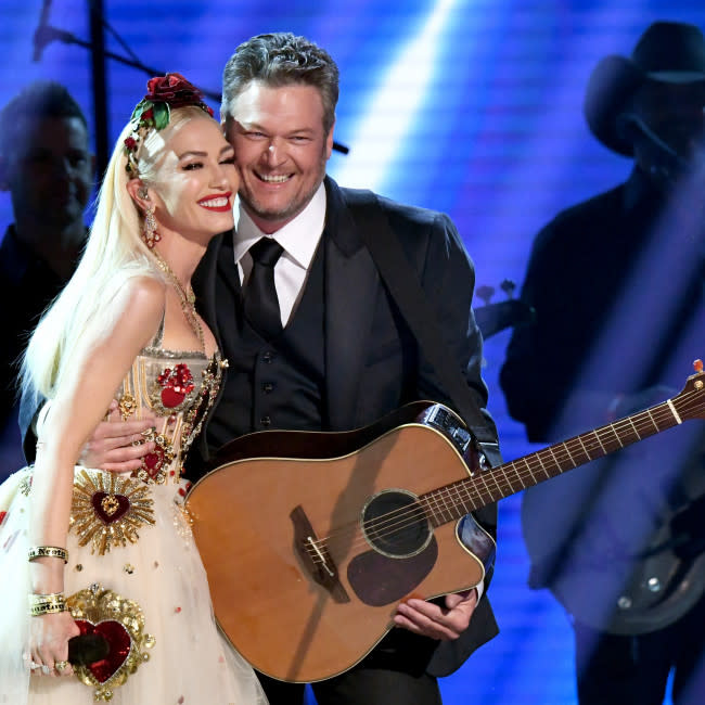 Gwen Stefani y Blake Shelton credit:Bang Showbiz