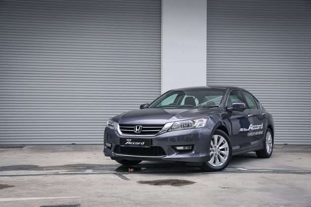 The Accord 2.0 is no less sparkly to drive as its bigger 2.4-litre engined brother. (Photo: CarBuyer.com.sg)