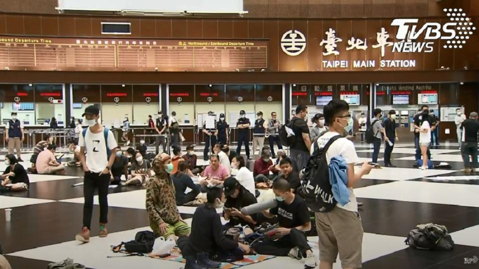 紐籍機師10日來到台北車站東地下停車場停車。與本文人物無關。（圖／TVBS）