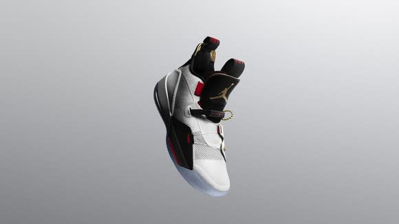 Nike Air Jordan XXXIII shoe