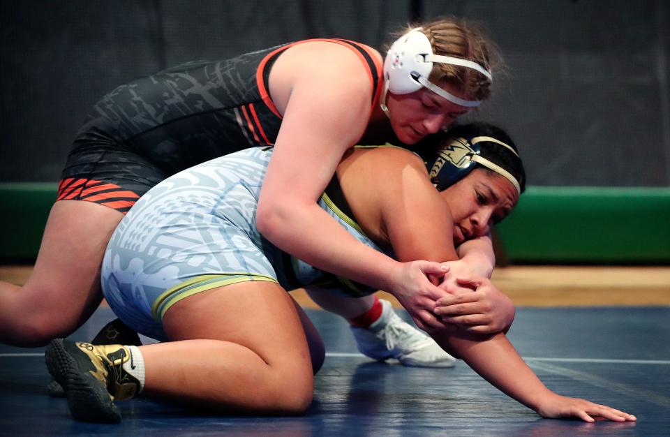 Murray’s Cheyenne Ruiz wrestles Westlake’s Keilikki Nau Rarick during the Ross Brunson Utah All-Star Dual at the UCCU Events Center in Orem, on Tuesday, Jan. 9, 2024. Nau Rarick won. | Kristin Murphy, Deseret News