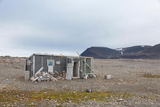 Ritter Hut, home to the Austrian author Christiane Ritter and her husband Hermann during the winter of 1934-1935, Svalbard/Spitsbergen, Norway (Alamy)