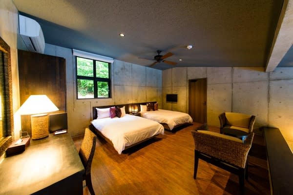 http://www.magachabaru.com/guestrooms/