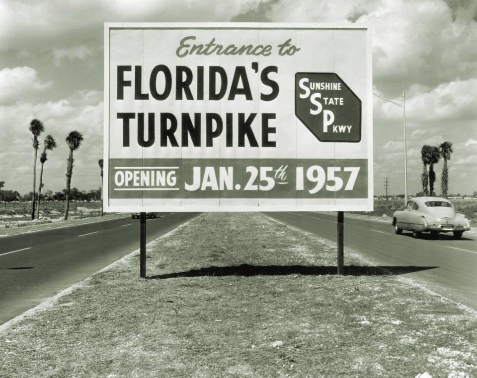 A sign at the entrance to Florida’s Turnpike in 1957.