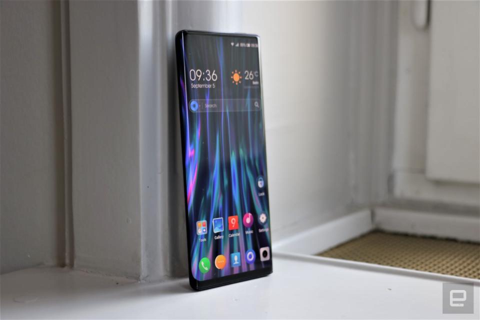 TCL Plex hands-on at IFA 2019