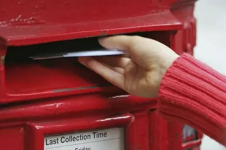 Royal Mail es una la empresa de servicios postales del Reino Unido, que fue fundada en 1516 por Enrique VIII
